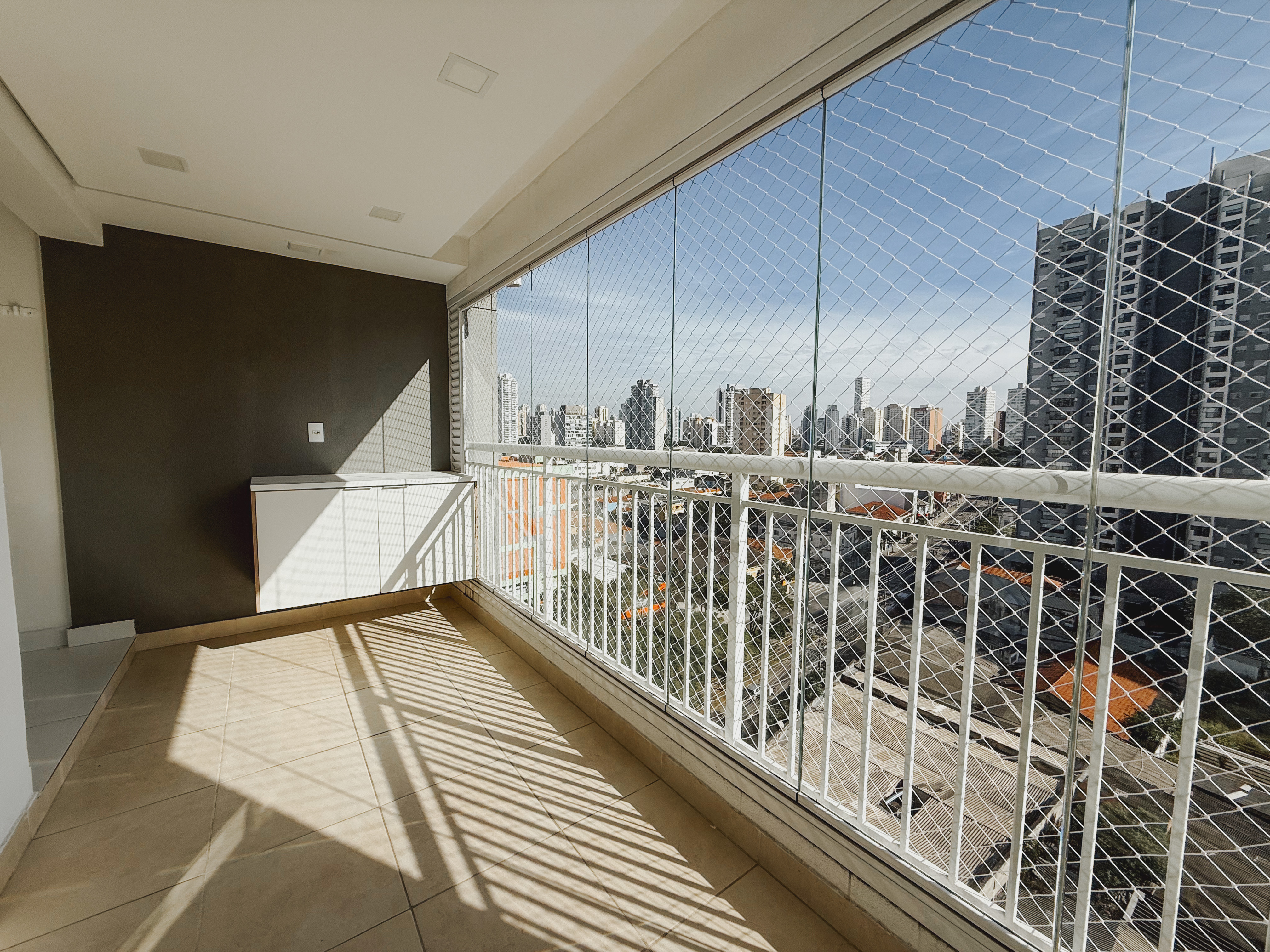 Fachada de condomínio residencial na região do Tatuapé, Zona Leste de São Paulo